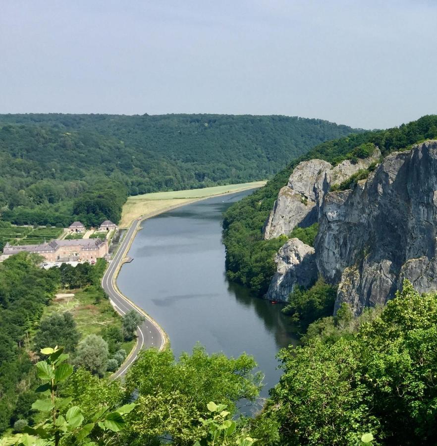 בלאימונט Cocooning Near Dinant 300M From River Meuse מראה חיצוני תמונה